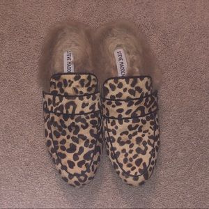Steve Madden Kaden Leopard fur slides size 7.5
